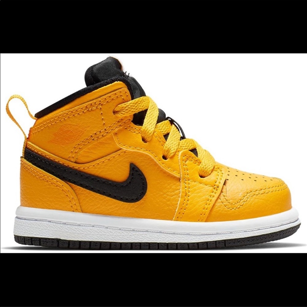 Jordan 1 mid University gold/black
